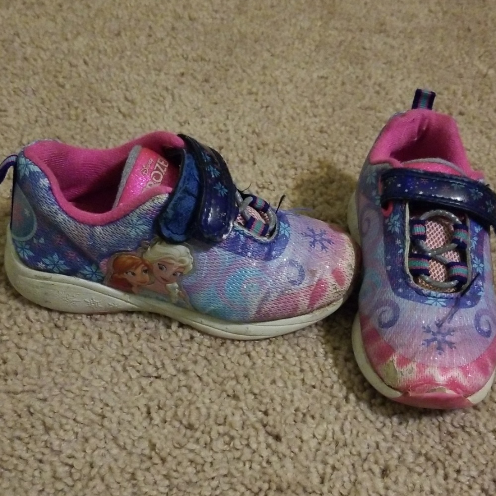 Disney Frozen tennis shoes sz.8